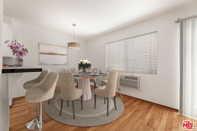 Foto del edificio - 1608 S Bentley Ave