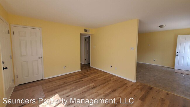 Building Photo - 3 br, 1.5 bath House - 1653 Marble Street
