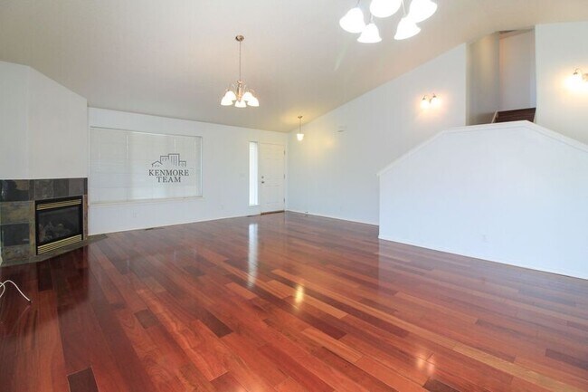 Building Photo - 2909 Sawgrass Loop