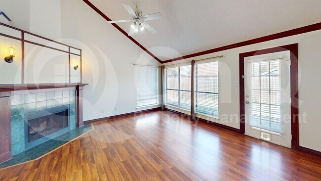Foto del edificio - 6812 Bolivar Ct