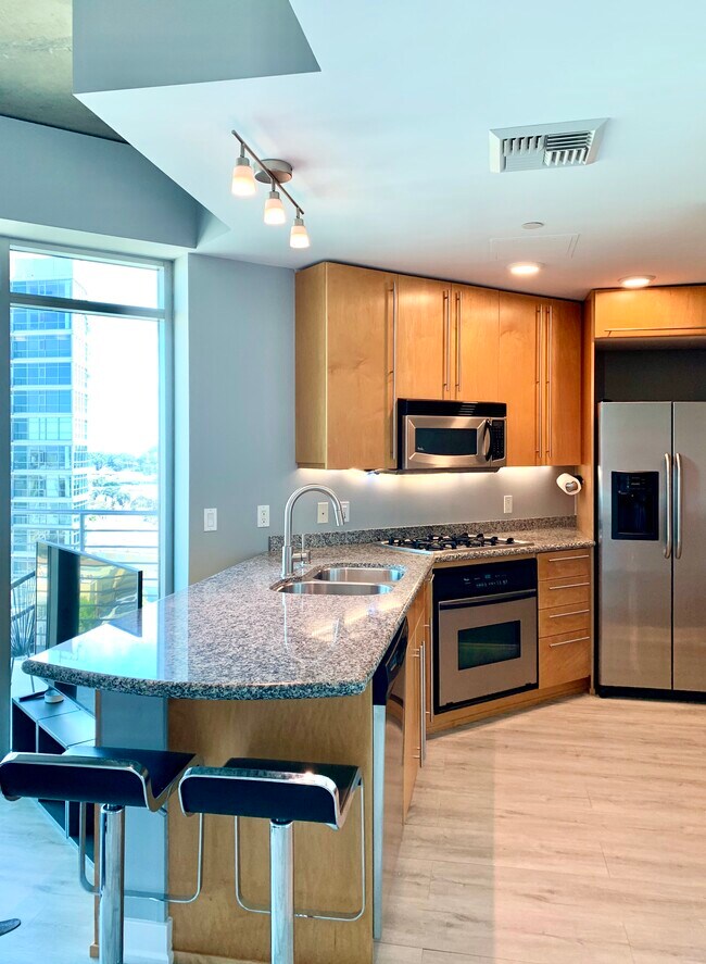 Kitchen - 801 Ash St