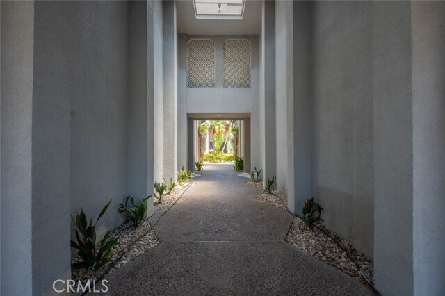 Foto del edificio - 432 S Sierra Madre Blvd
