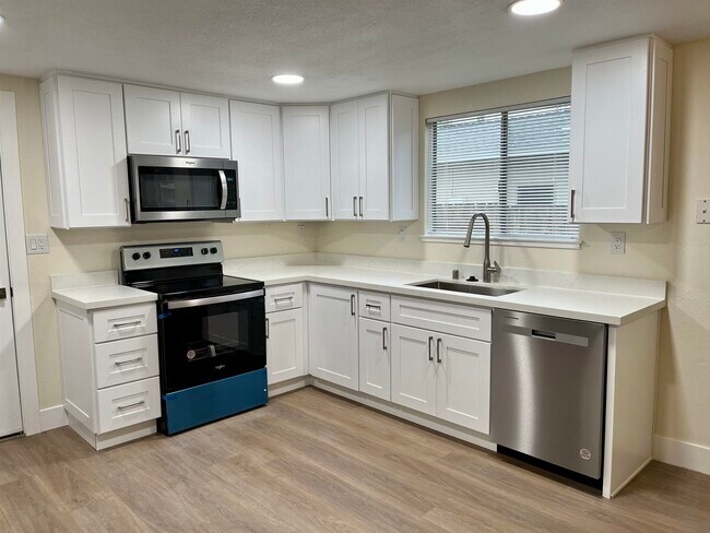 Foto del edificio - 519 Nottingham Dr