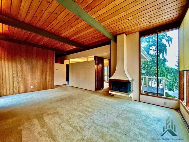 Foto del edificio - Mid-century Modern Single-family Home for Rent