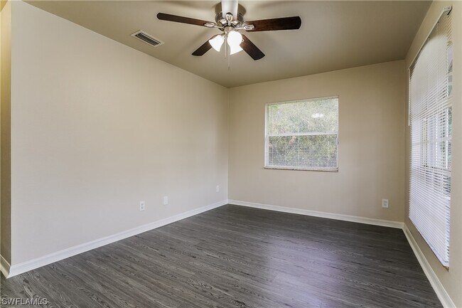 Foto del edificio - 2420 Mabry St