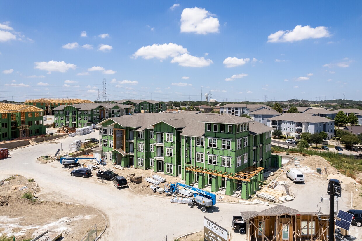 Elevate at Kitty Hawk Apartments 7347 Kitty Hawk Converse, TX