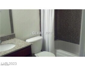 Building Photo - 2606 S Durango Dr