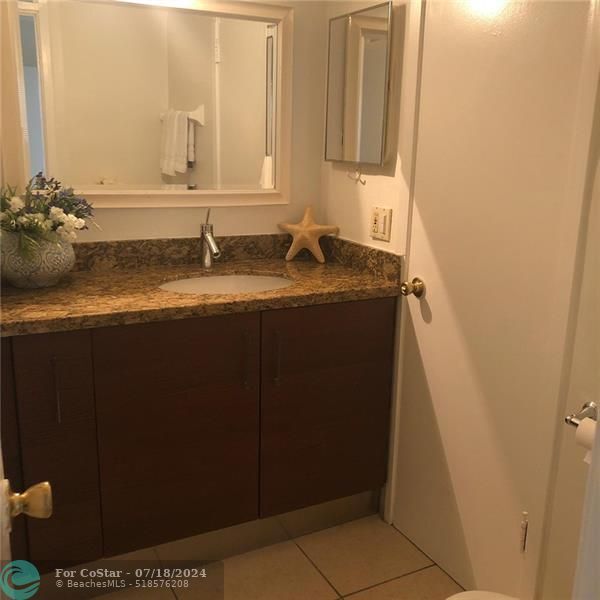 Foto del edificio - 2426 SE 17th St