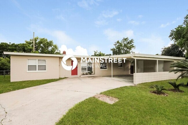 Photo - 3 Bedroom Pet-Friendly Home in ORLANDO, FL with Main Street Renewal