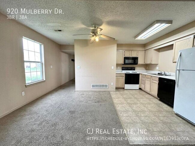 Foto del edificio - 920 Mulberry St