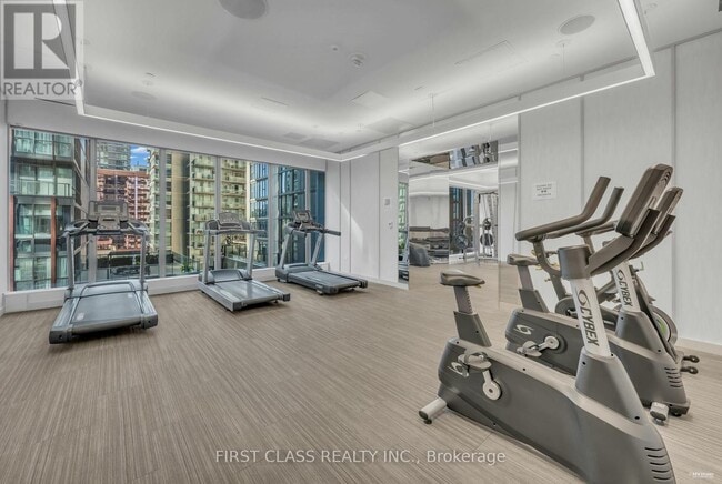 Building Photo - 115-2115 Blue Jays Way