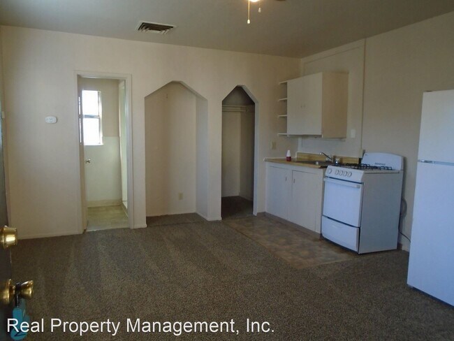 Building Photo - 1369 Spruce St