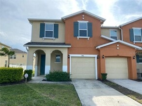 Building Photo - 5116 Adelaide Dr