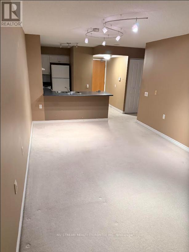 Photo du bâtiment - 9017 Leslie St