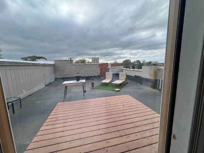 Foto del edificio - 810 Erie Ave