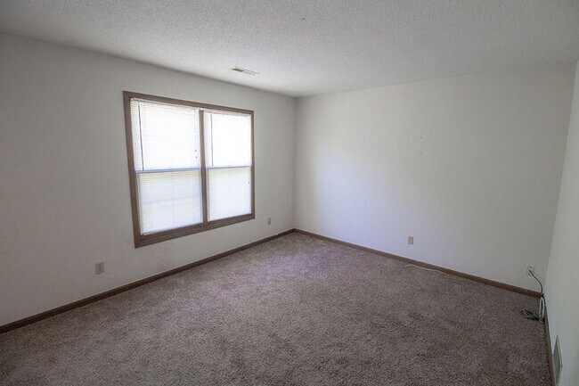 Foto del edificio - 3501 Teakwood Ct