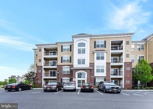 Building Photo - 1331 Sierra Dr