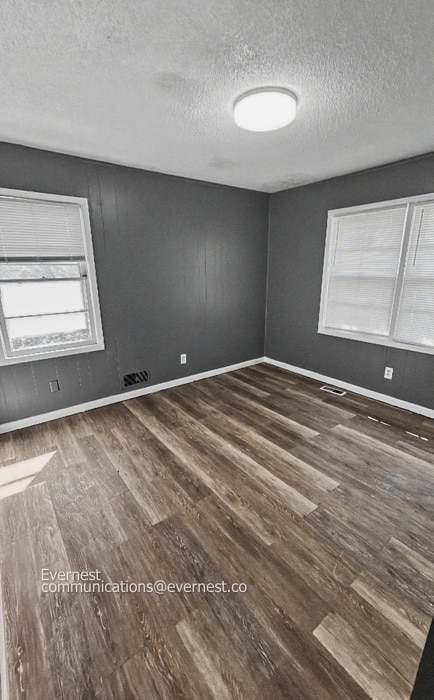 Building Photo - 1816 Doman Cir