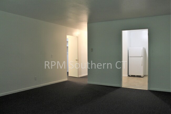 Foto del edificio - Ranch Style Condo – Hamden – 1 Bedroom