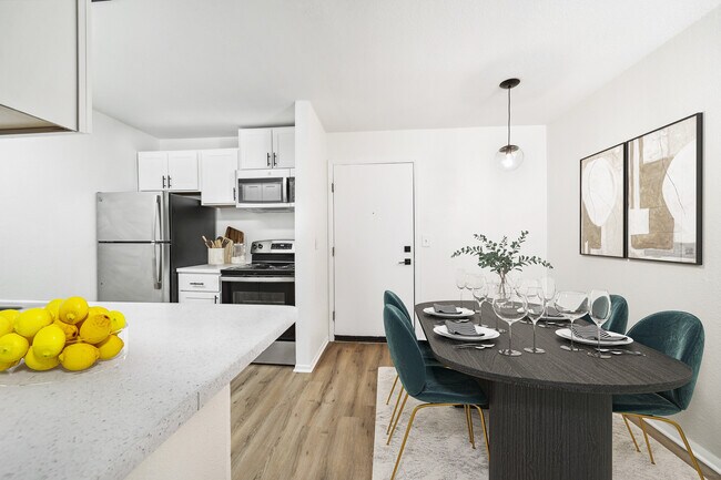 Foto del edificio - ReNew Kentwood