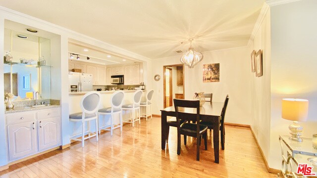 Foto del edificio - 880 W 1st St