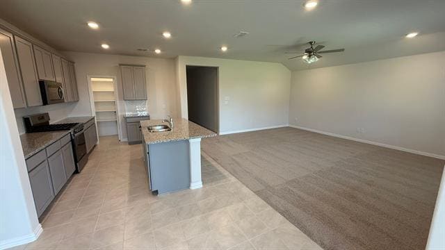 Foto del edificio - 820 Jacquelyn Dr