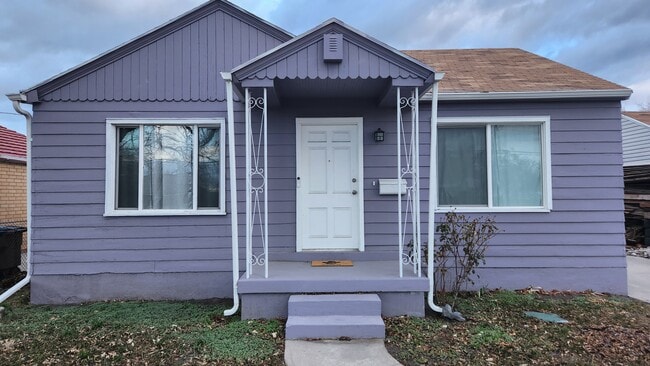 Building Photo - 920 W 600 N