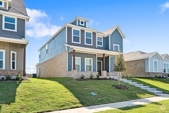 Building Photo - 1004 Camelia Grv Ct