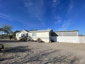 Building Photo - 5080 Erin Dr