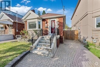 Building Photo - 17 Crestland Ave