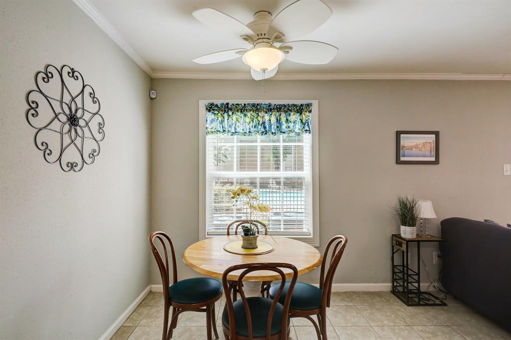 Foto principal - 2750 Holly Hall St