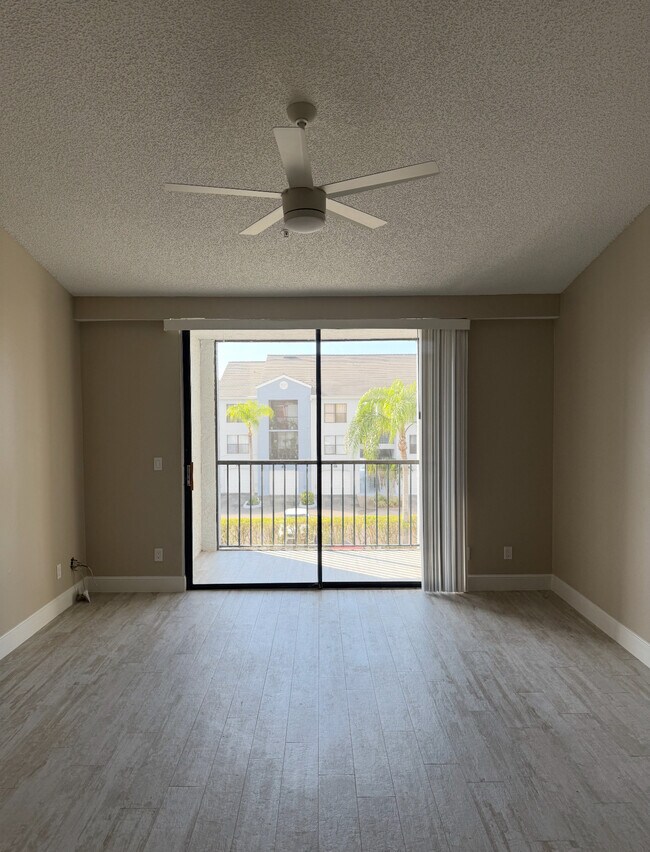 Foto del edificio - 13621 Eagle Ridge Dr