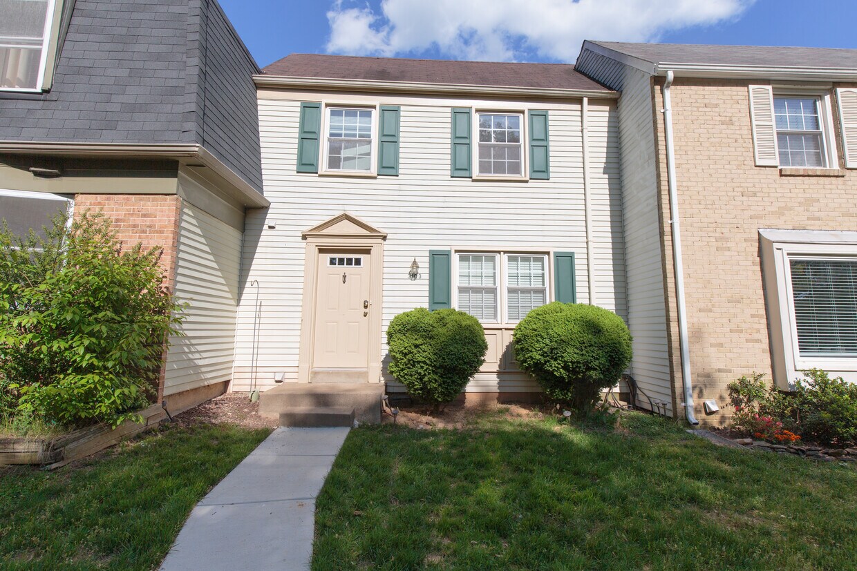 3103 Pebble Hill Ln, Fairfax, VA 22031 Townhouse for Rent in Fairfax