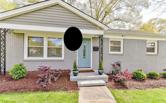 Building Photo - 4201 Seaforth Dr