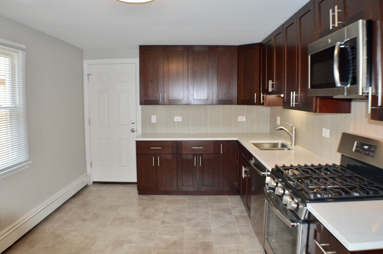 Foto principal - 5210 N Potawatomie Ave
