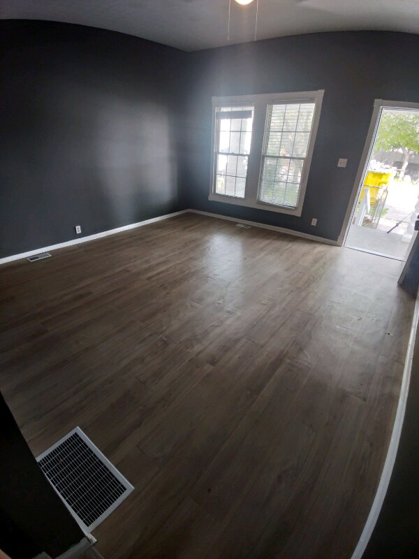 Foto del edificio - 427 1/2 N 28th St