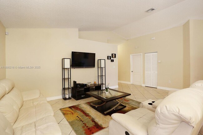 Building Photo - 14285 SW 176th Terr