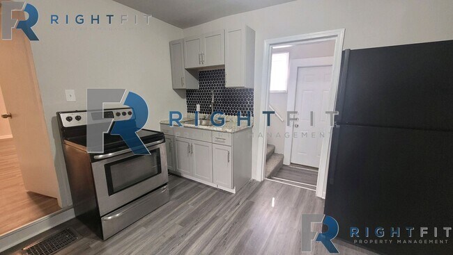 Foto del edificio - Stop! Look no further. Make this rental property, yours!