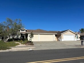 Building Photo - 1760 Harold Rd