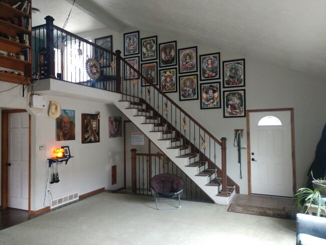 Foto del edificio - 2325 Redwood Ave