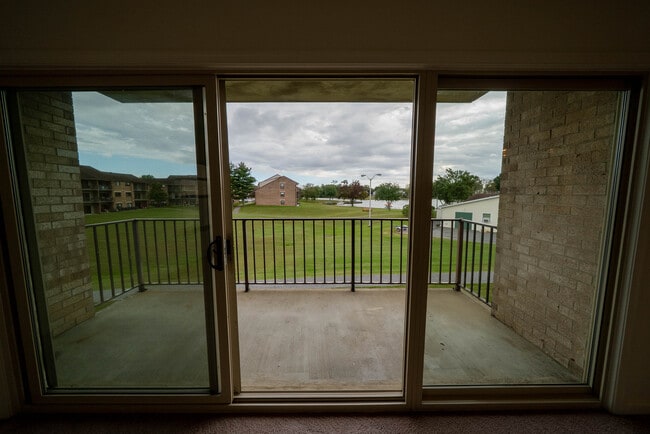 Waterview Balcony - 618C Unit C - Phase I - Harborside Village Apartments
