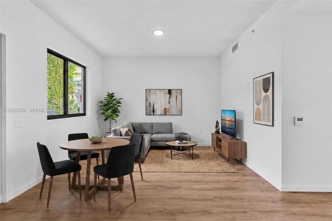 Foto del edificio - 753 NW 30th St