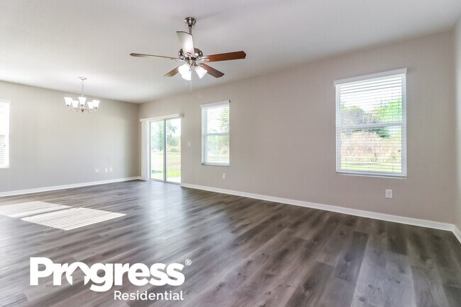 Building Photo - 36618 Goffaux Loop