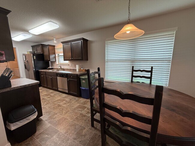 Foto del edificio - Pensacola - Logan Place - 3 bedroom, 2 bat...