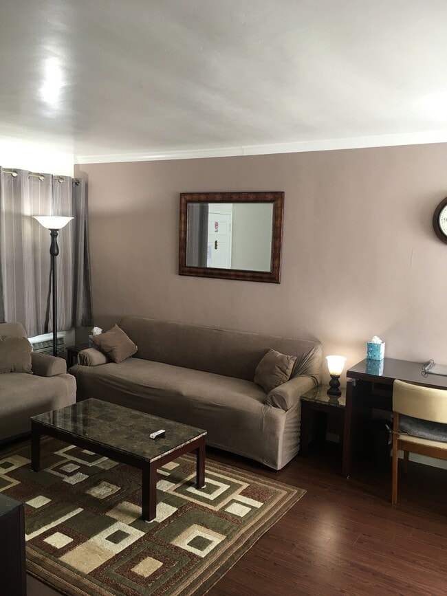 Foto del edificio - 1423 Barrington Way