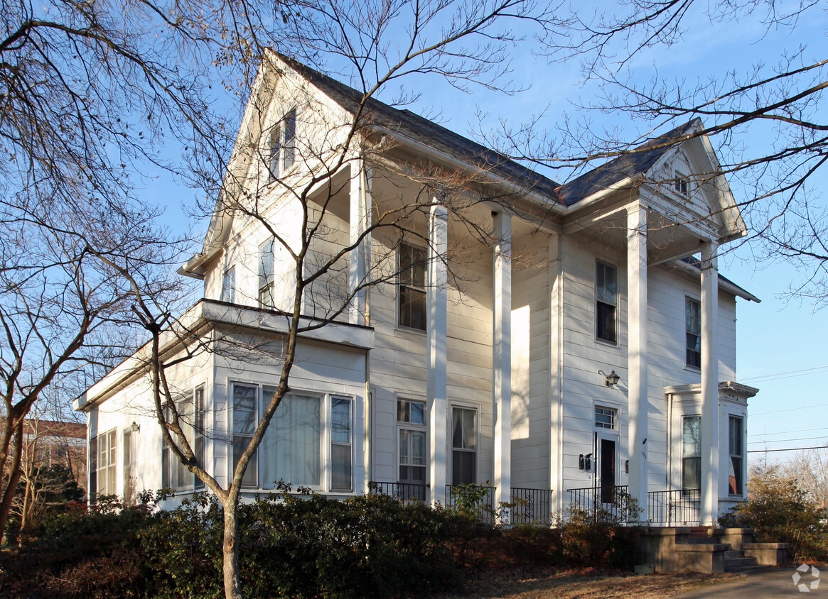 105 E Main St, Clayton, NC 27520 Apartments in Clayton, NC