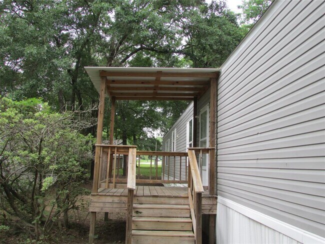 Foto del edificio - 9522 Cedar Ridge Ct