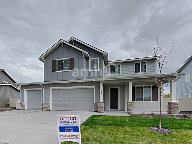 Building Photo - 884 N Garnet Creek Ave