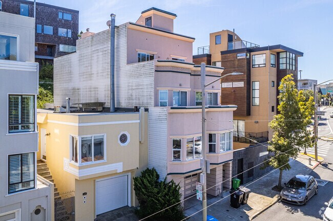 Alt. Exterior - 1180 Clayton St