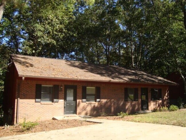 Foto del edificio - 1351/1353 Kurt Circle